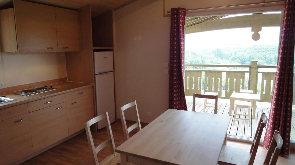 Chalet Domaine De Combe Ramond Hotel Veilhes Room photo
